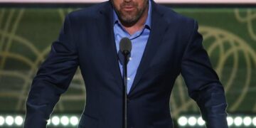 Meta ha incorporado a Dana White a su consejo directivo