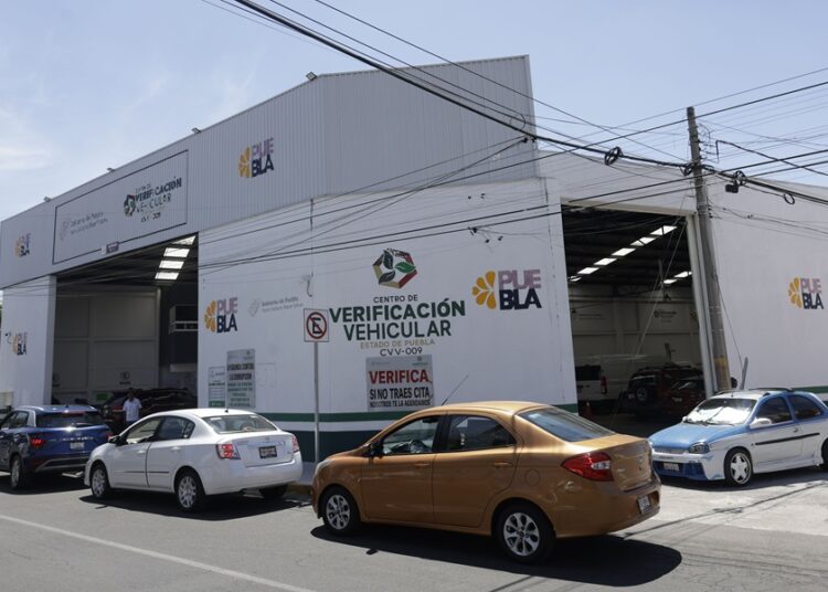 Presentan calendario de verificación vehicular 2025