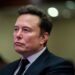 Elon Musk asegura que una bomba o pirotecnia son la causa de la explosión del Cybertruck