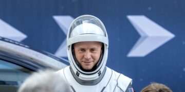 NASA programa dos caminatas espaciales de mantenimiento de la EEI