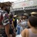 Filas interminables para entradas de Bad Bunny en Puerto Rico