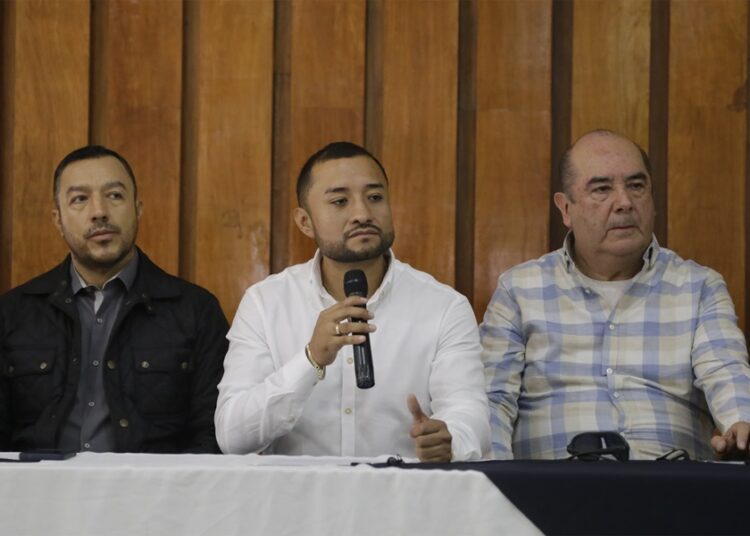 Empresarios y ayuntamiento dialogan sobre seguridad, movilidad y ambulantaje