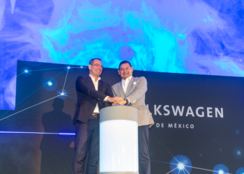Volkswagen de México inaugura su nave de pinturas
