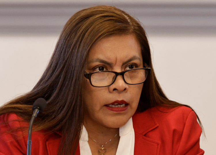 Hay alrededor de mil 400 investigaciones contra servidores públicos
