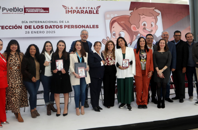 Ayuntamiento presenta la Guía de Protección de Datos dirigida a menores