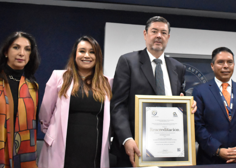 Licenciatura en Estomatología recibe reconocimiento del Conaedo