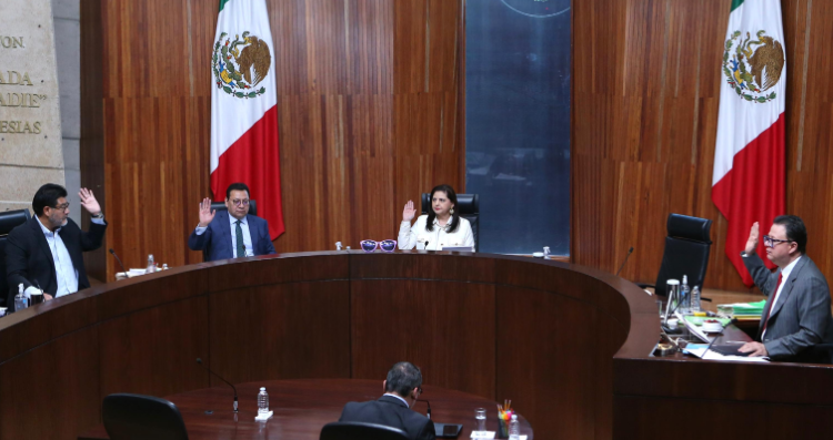 Sala Superior declara inexistentes omisiones atribuidas a comités de evaluación de poderes ejecutivo y legislativo federales