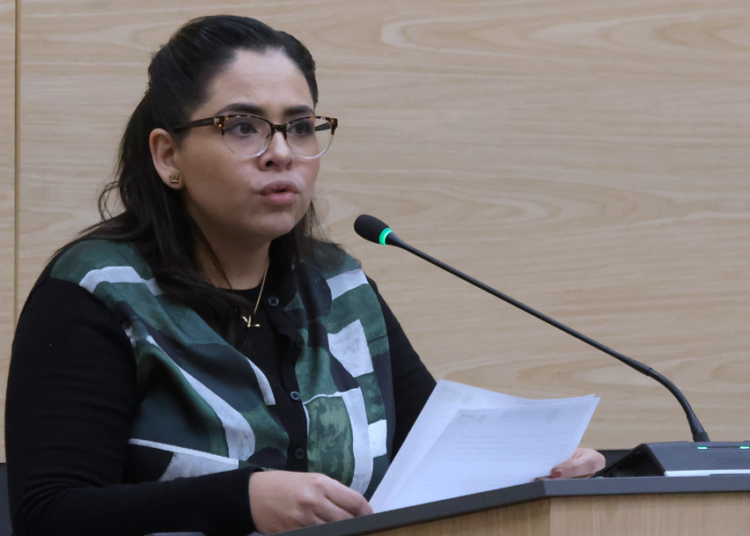 Congreso vigilará que no se apliquen multas injustificadas para compensar la tarifa cero en los parquímetros: Lupita Vargas