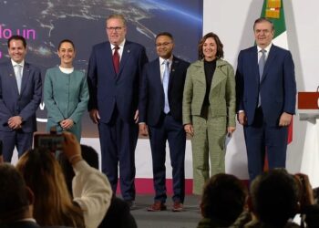 Anuncian inversión de Amazon por 5 mil mdd