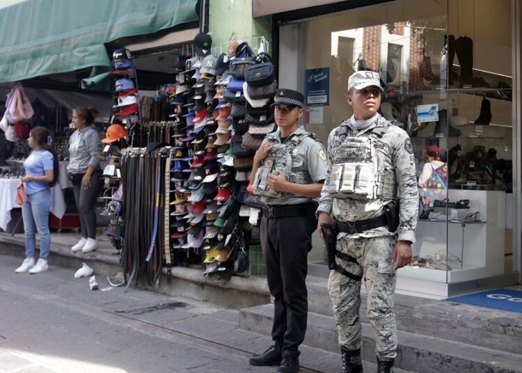Ambulantes no se instalan tras intervención de Guardia Nacional
