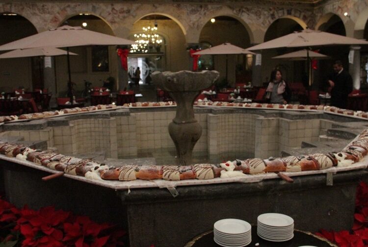 Quinta Real realiza corte de rosca de Reyes