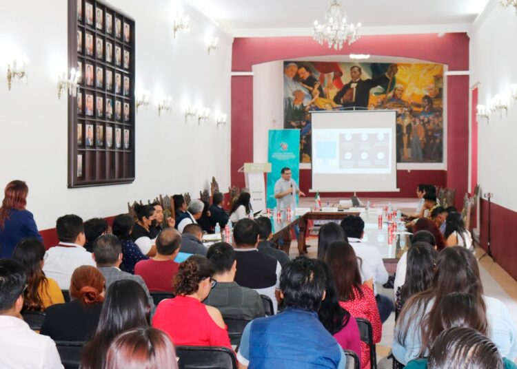 SESEAP capacita a funcionarios de diez municipios