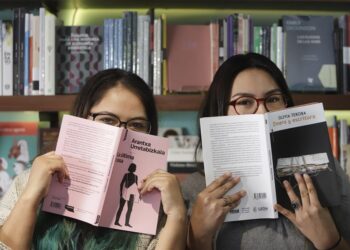 Librería feminista acerca los textos escritos por mujeres