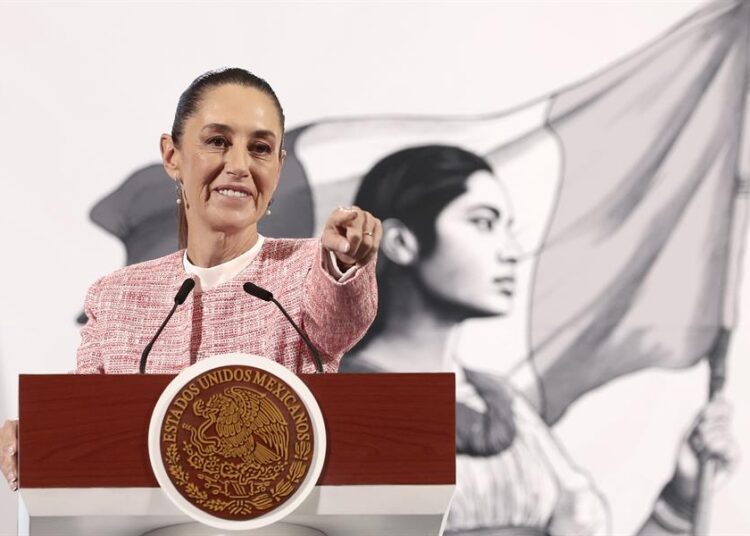 Camaroneros de Ecuador responden a Sheinbaum