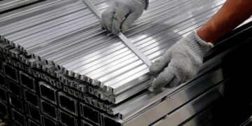 Casa Blanca fija en 50% aranceles a México y Canadá por aluminio y acero