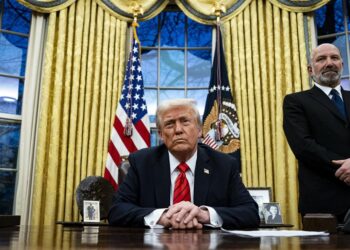 Trump revoca órdenes de Biden sobre energía