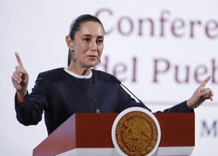 Sheinbaum envía una carta a Trump para evitar los aranceles al acero y al aluminio