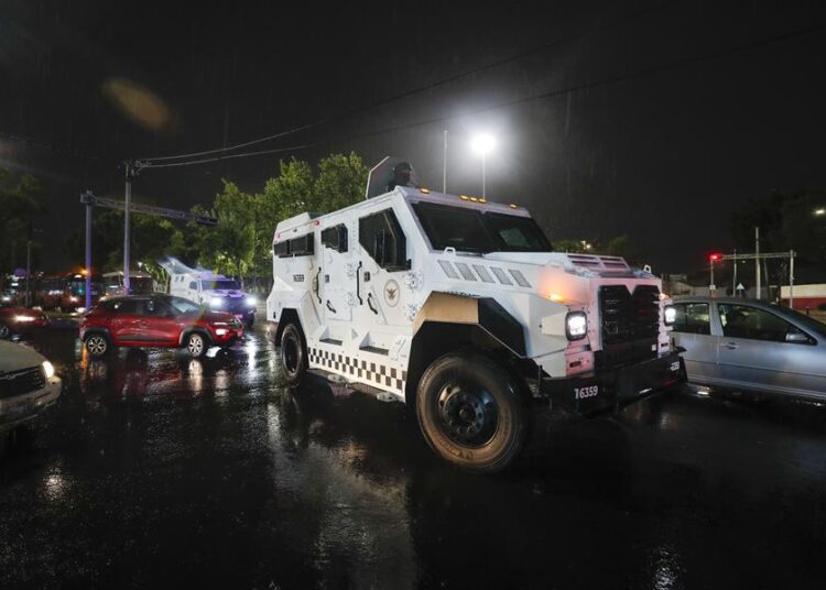 Autoridades detienen a piloto y operador clave de ‘Los Chapitos’