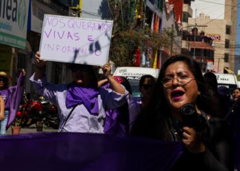 Puebla respeta el derecho a la manifestación, no habrá blindaje el 8M