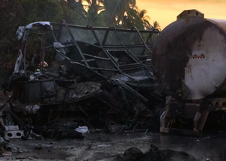 Trágico choque en Campeche deja 35 muertos