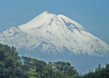 Fallece alpinista durante difícil descenso en el Citlaltépetl