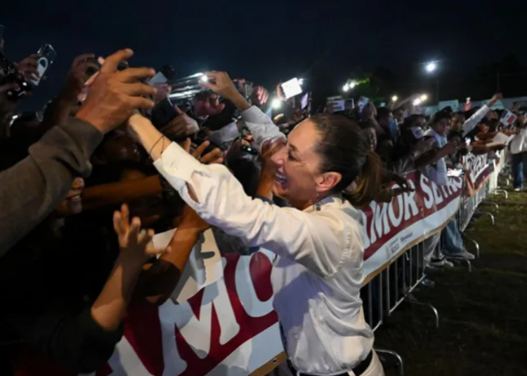 Presidenta Claudia Sheinbaum: México no esta en venta; decidimos amor al pueblo, a la naturaleza, a la familia y a la patria