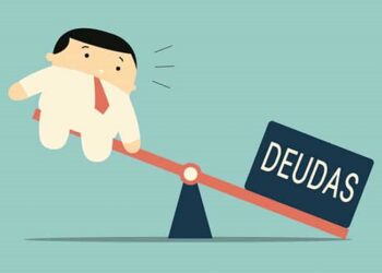 A la mediana edad, deudas mayores
