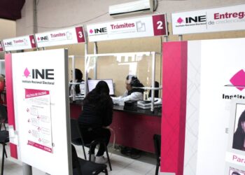 Jóvenes de 17 años ya pueden solicitar su primera INE