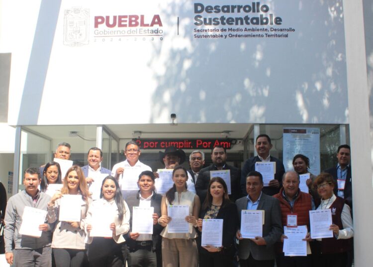 Acuerdan gobierno estatal y 16 municipios cero tolerancia al maltrato animal