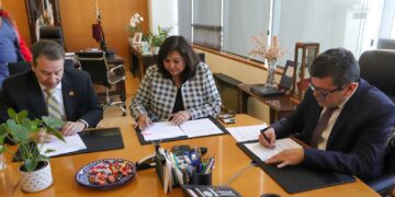 Fortalecen pertinencia de la Escuela Libre de Derecho de Puebla