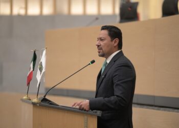 Andrés Villegas presenta la iniciativa de Ley para el Libre Ejercicio del Periodismo en Puebla