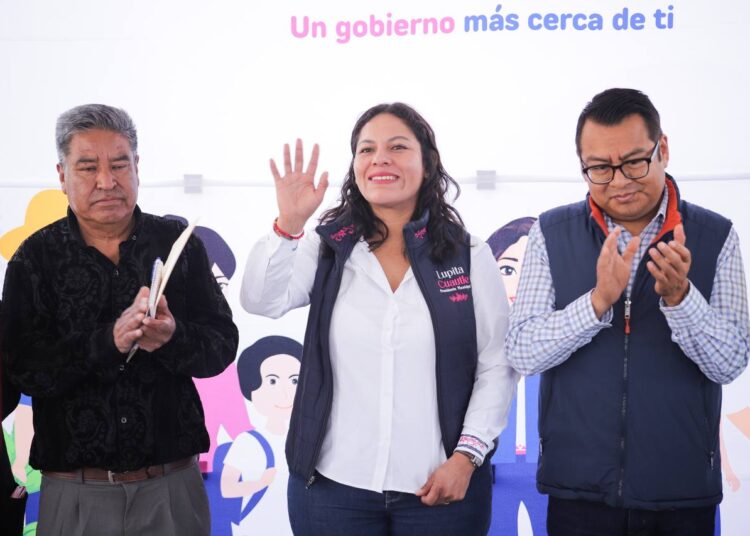 Más cerca de la gente con Jornada de Proximidad Social en San Luis Tehuiloyocan