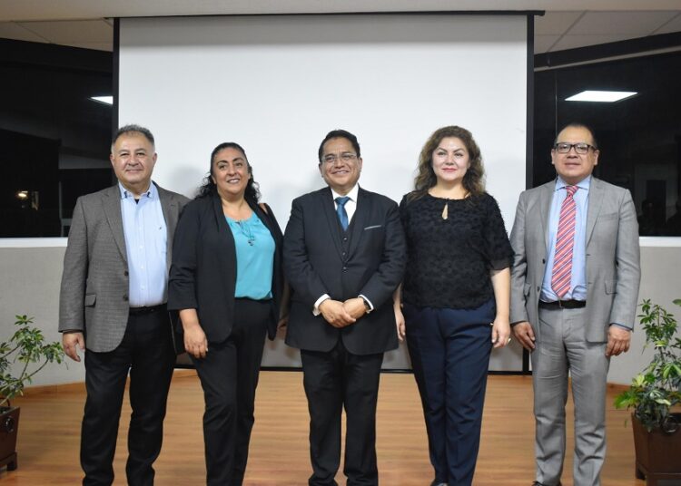 Diálogo y capacitación, 2 ejes de trabajo necesarios en áreas de evaluación