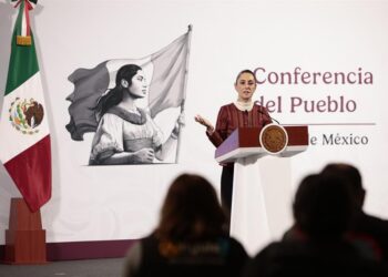 México envía deportados de Trump a Honduras