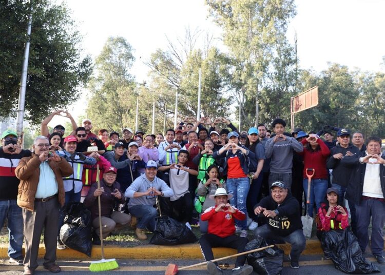 Sedif, Cuautlancingo y Romero Vargas realizan faena comunitaria