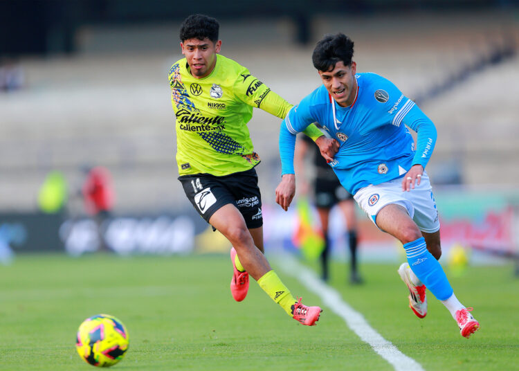 Puebla debería ganarle al Cruz Azul en la mesa