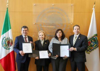 Poder Judicial de Puebla y Libre de Derecho firman convenio de colaboración