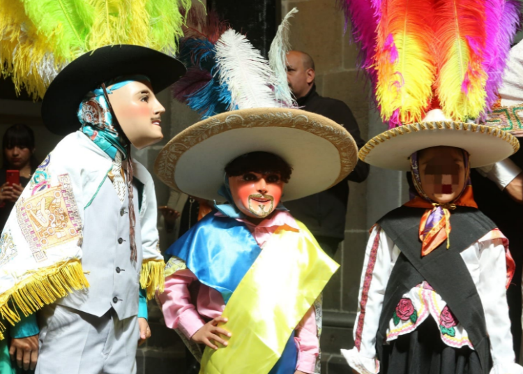 Pequeños huehues: el carnaval infantil del barrio del alto llegó al corazón de Puebla