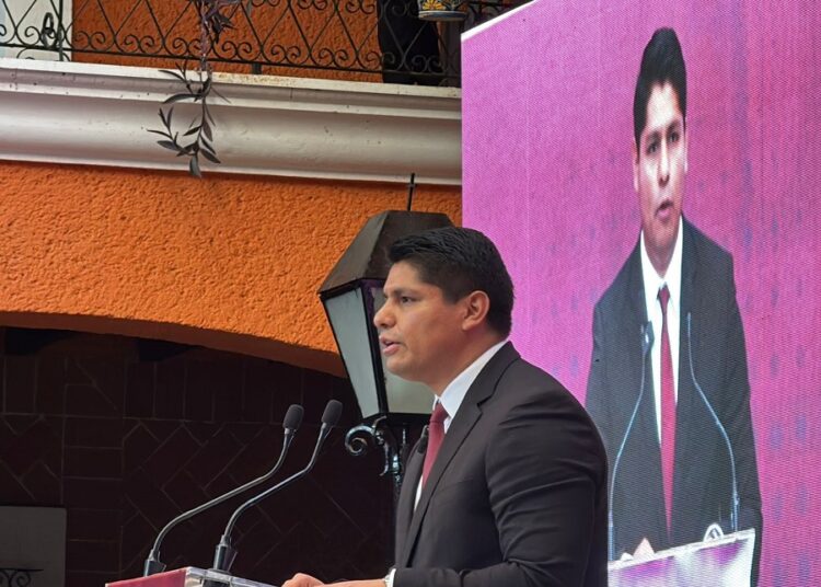 Omar Muñoz presenta informe por 100 días de Gobierno