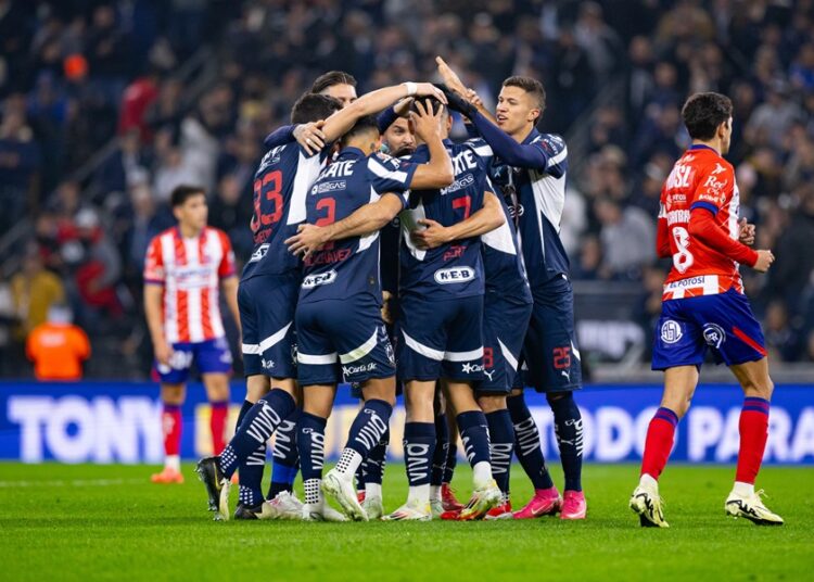 Monterrey vence al San Luis en debut de Sergio Ramos
