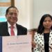 Dr. Román Sánchez Zamora recibe reconocimiento de Emicat