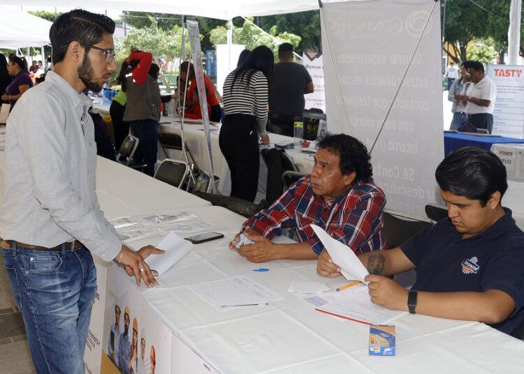 Puebla ofrece 3.9% de vacantes para deportados de EE.UU.