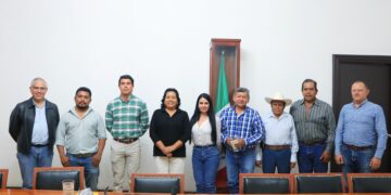 SDR impulsa esquemas de apoyo en sorgo