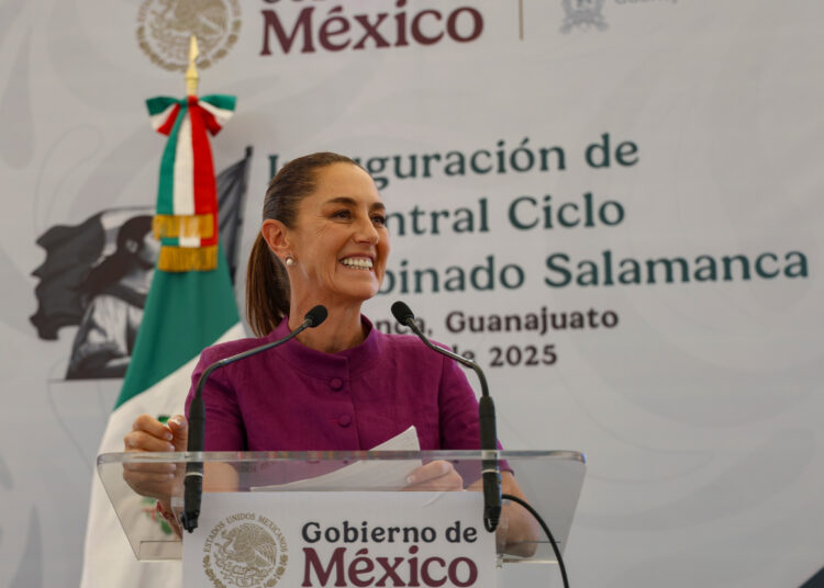 Claudia Sheinbaum, inaugura central ciclo combinado salamanca de la CFE