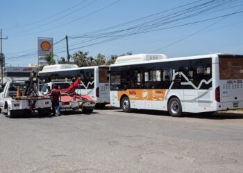 Atienden 100 unidades de transporte Lomas de Angelópolis