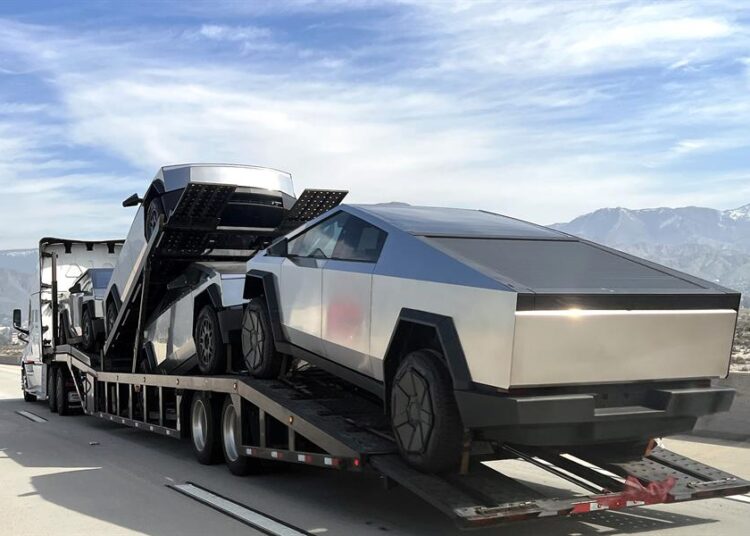 Propietarios reemplazan vehículos Tesla en EE.UU.