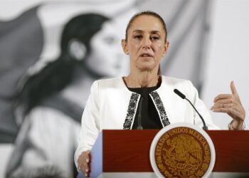 México destinará 5 mil millones a subsidios eléctricos y paneles solares