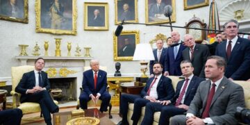 Trump insiste ante la OTAN en anexionar Groenlandia