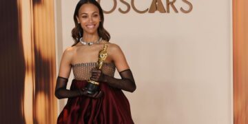 Zoe Saldaña asistirá a Premios Soberano