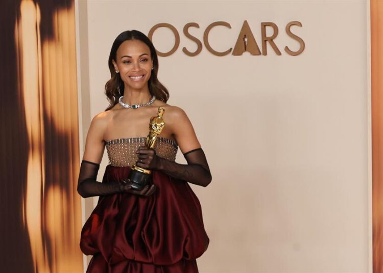 Zoe Saldaña asistirá a Premios Soberano